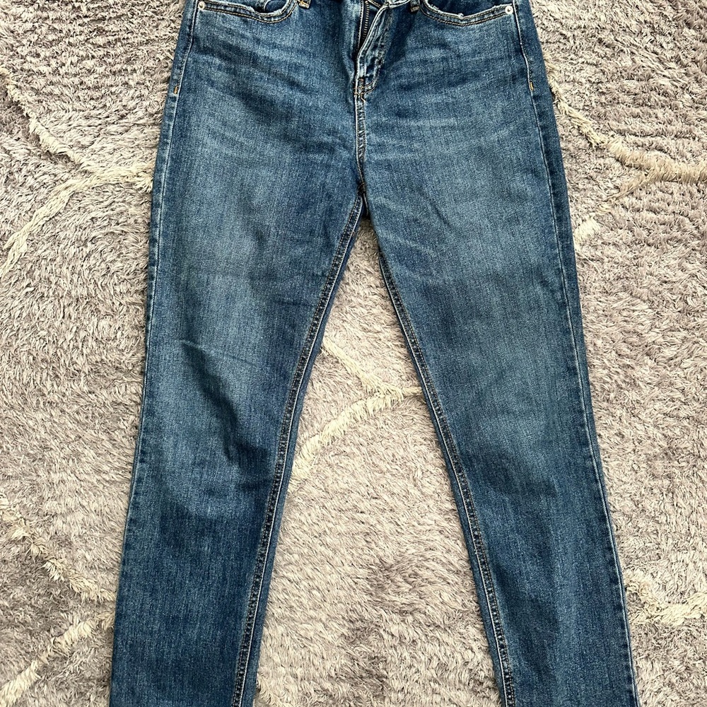 Old Navy Jeans with Classic Style